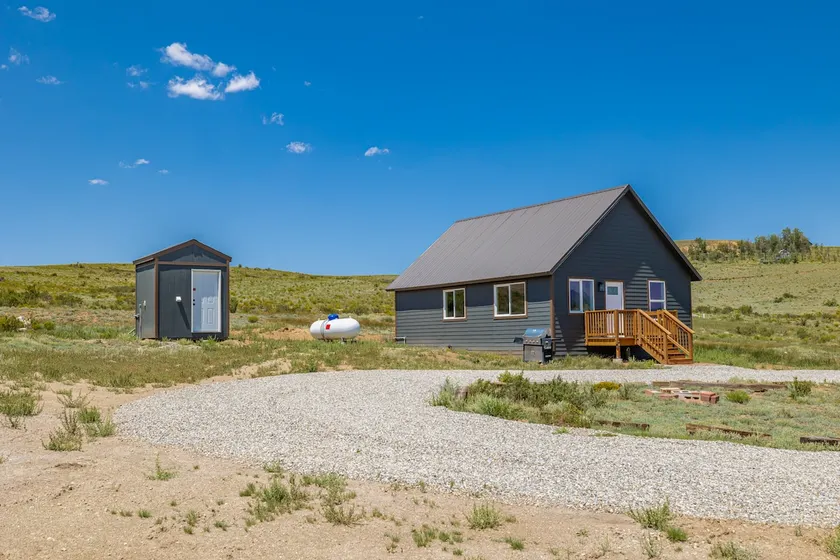 Off Grid Beauty in Como, CO! - Image 1