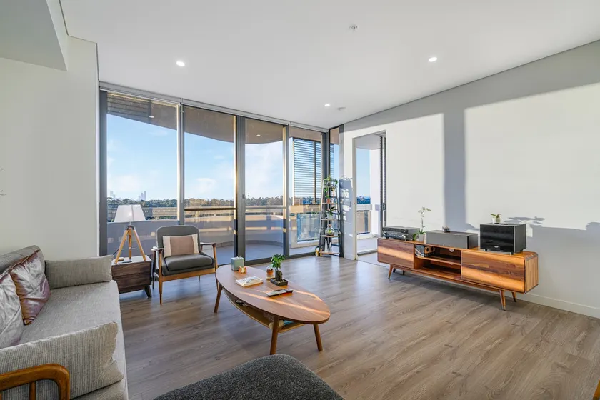 Lidcombe 2Br Apt Near Olympic Park Train Shopping Center - Image 1