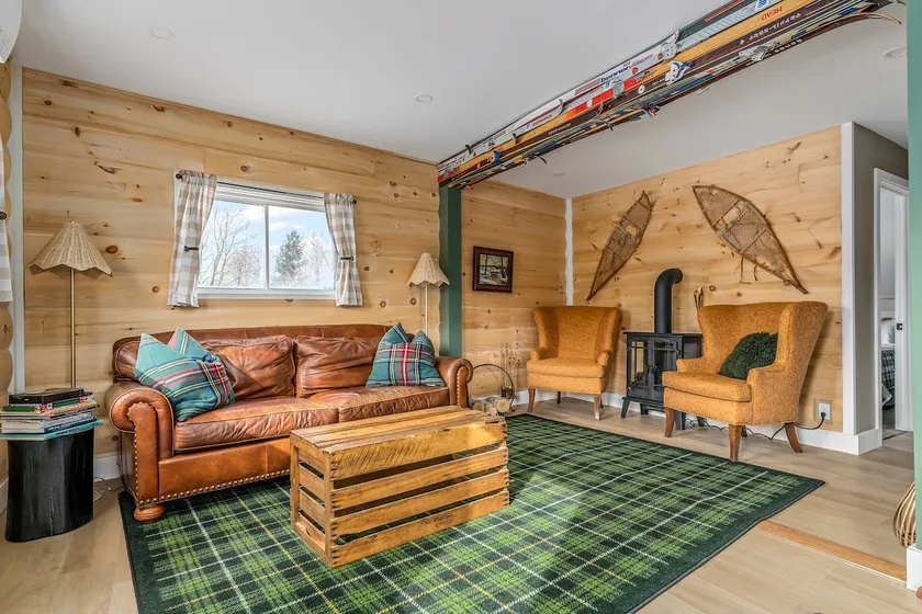 The Urban Cabin • Sunny Stay • Heart of Picton - Image 1