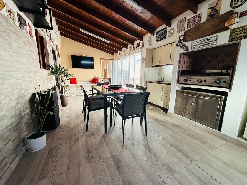 NEW house · Pool and grill · 5' from the sea - Image 1