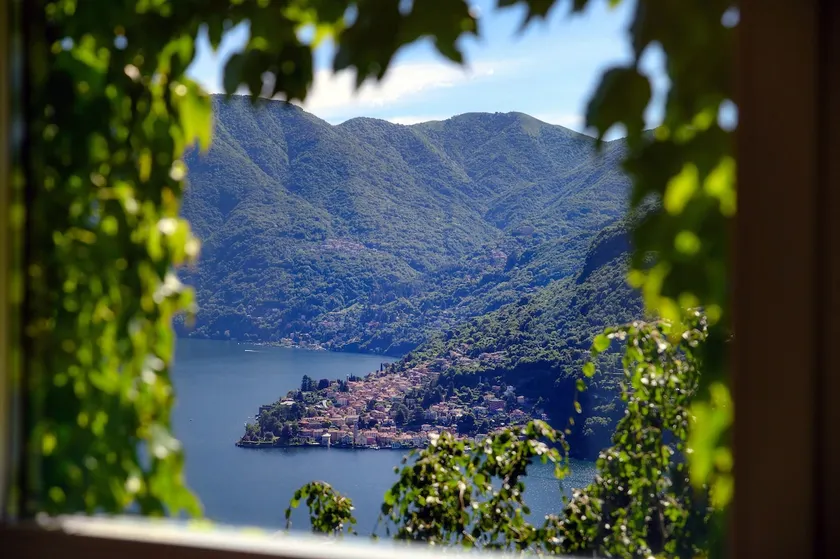 Cernobbio Panoramic Terrace Apartment - From the Nature to the Lake - Image 1