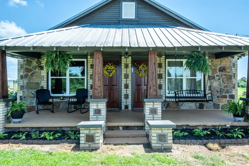 Stroud House Serenity - Image 1