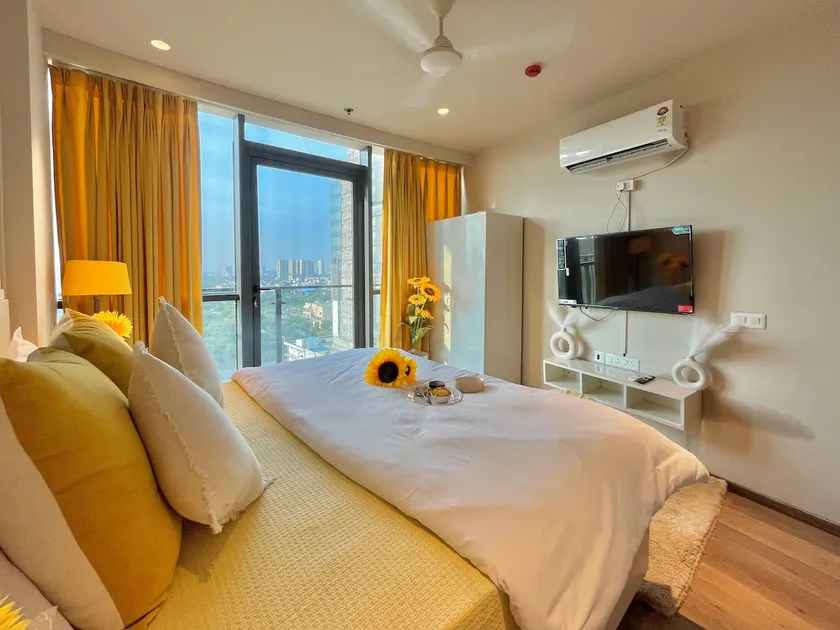 Imperfect 11th flr Cute Apt in Cons One| Wifi - Image 1