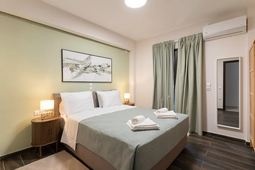 Sempre Viva Apt: Escape in Pylos - Image 1