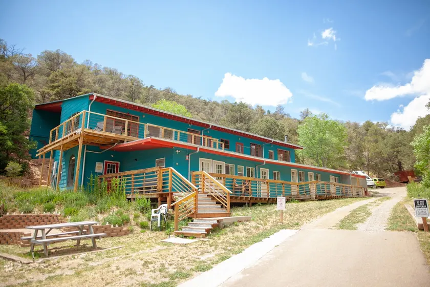 Entire Cloudcroft Hostel - Image 1