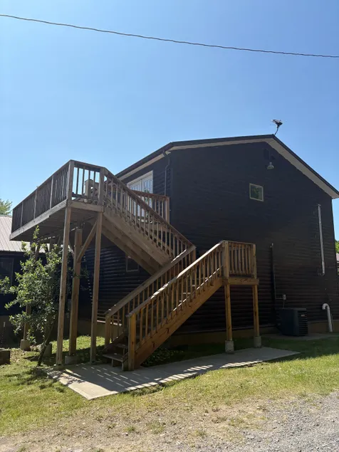Lakeside Loft on Black Lake - Image 1