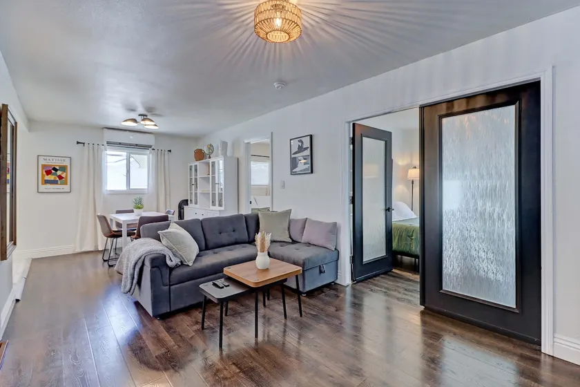 Newly Redone 3 bedroom home in the Heart of LB - Image 1
