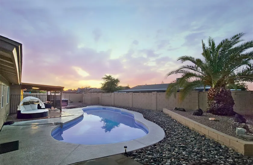 3BR Home w/ Pool & Hot Tub, Stadium + Spring Train - Image 1