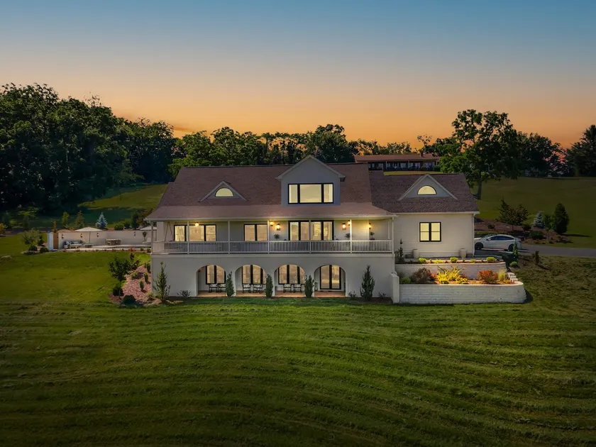 Mountain Valley Luxury with Pool and Hot Tub - Image 1