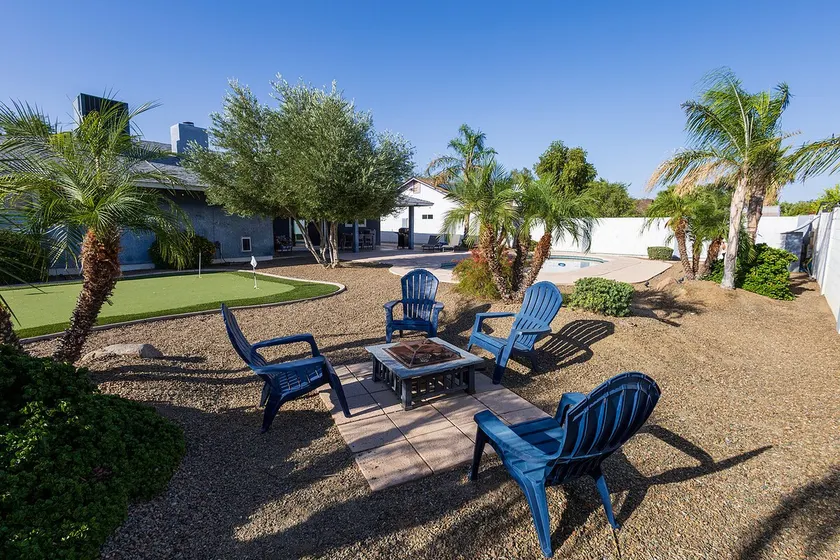 Desert Retreat w/ Heated Pool - Image 1