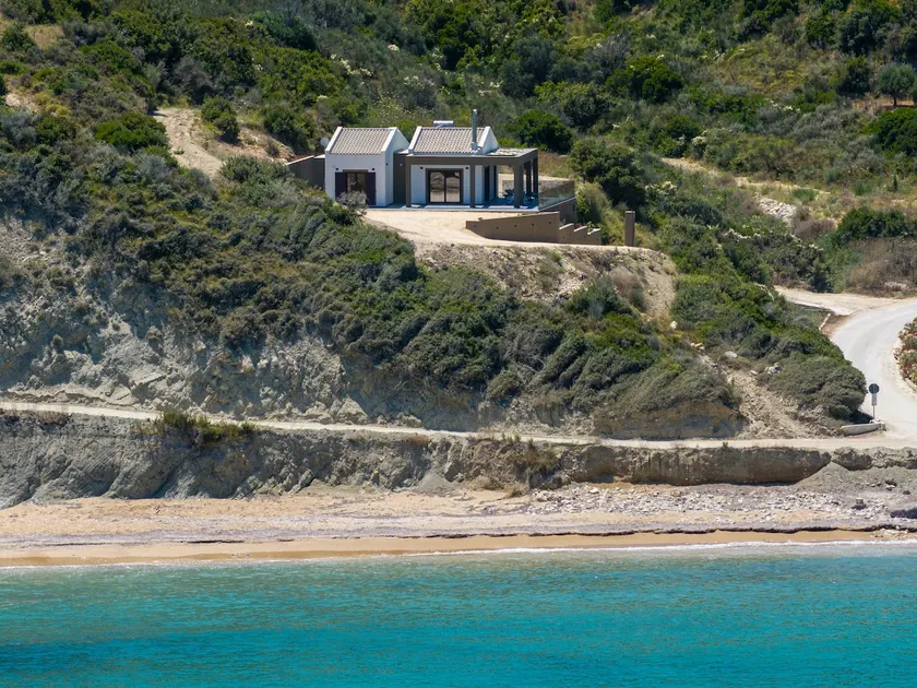 Beachfront Villa Fteri - Image 1