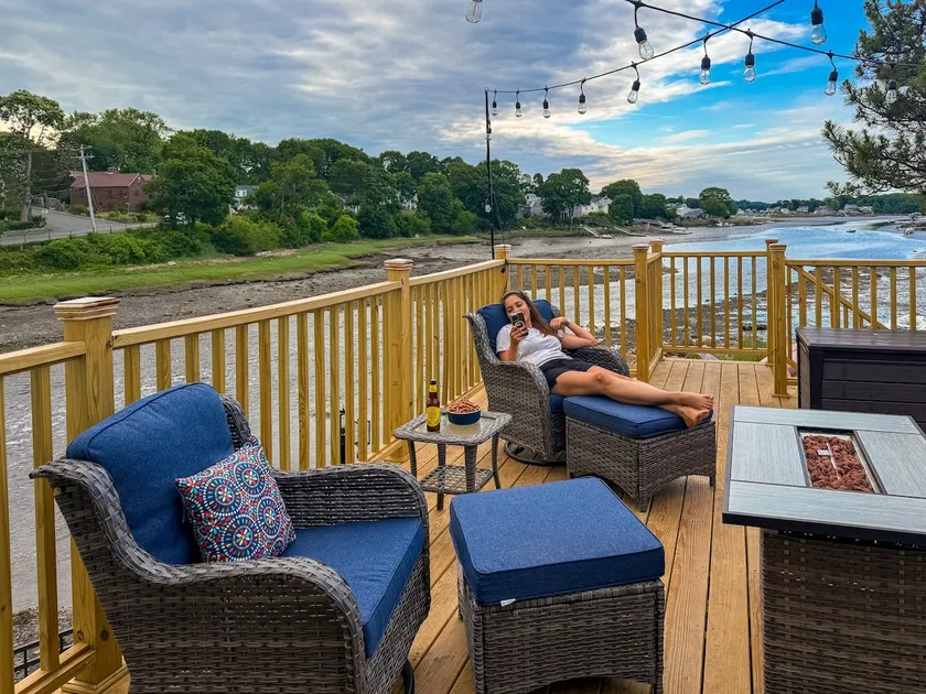 PVT Waterfront Deck|Firepit|Workspace|Free Parking - Image 1