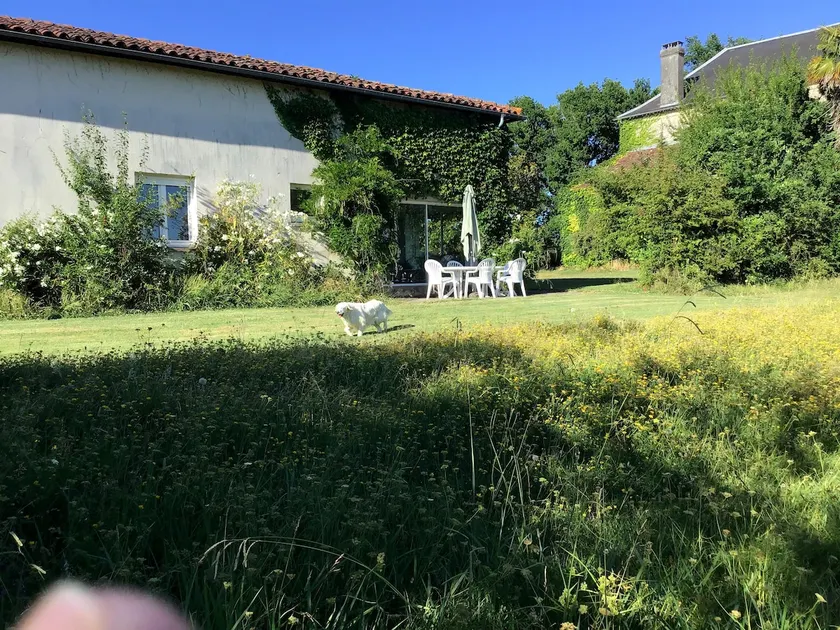 Independent house with pool access - Image 1