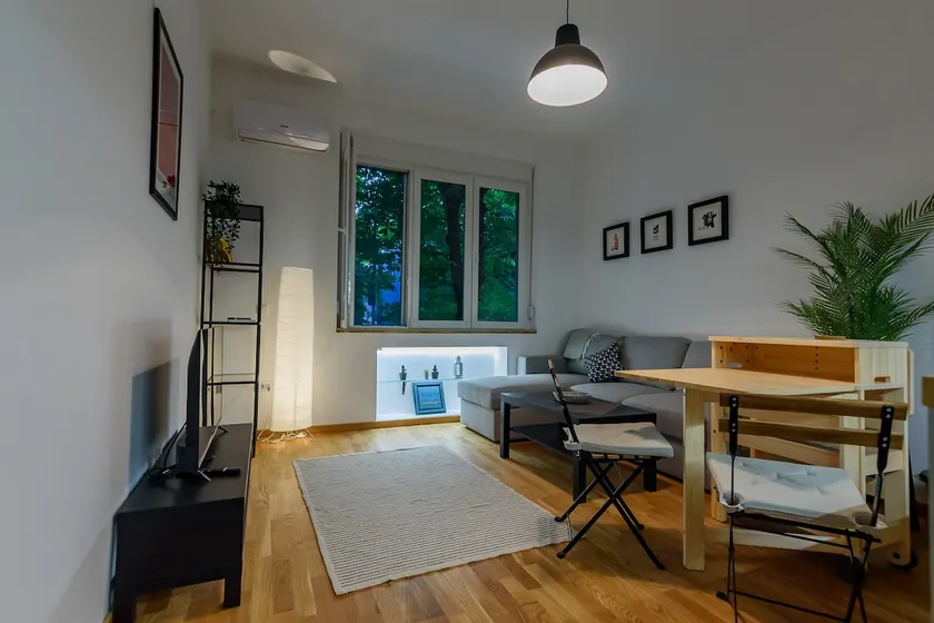 Nomad Hostel - Image 1