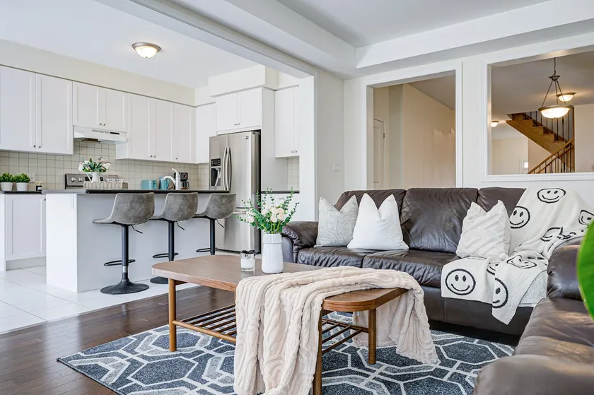 Richland Modern Luxury house - Image 1