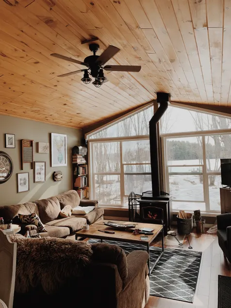 Lakefront | Fireplace | Canoe | kayaks& SUP | dock - Image 1