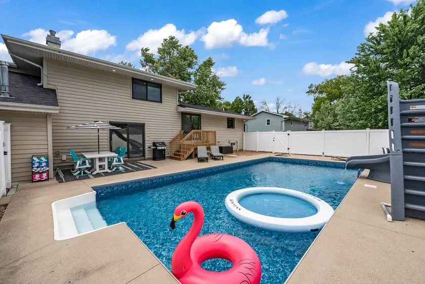 Urbandale Oasis - Image 1