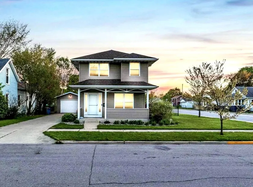 Cozy Home Near Notre Dame • Ideal for Families - Image 1