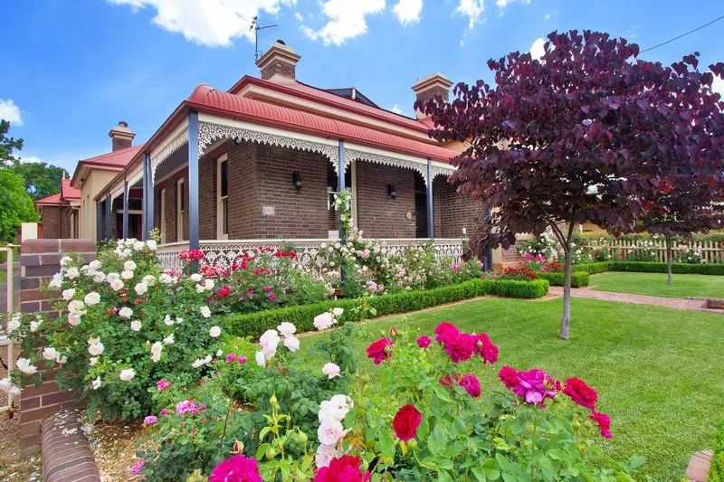 Loloma House - Ruby Suite - Image 1
