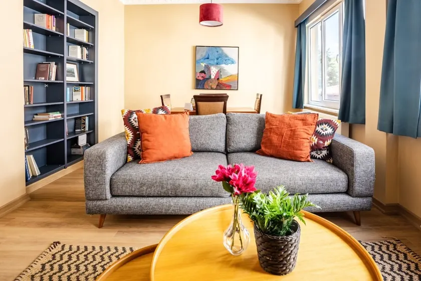 Charming New 1BD Home - Close to Shoreline! #395 - Image 1