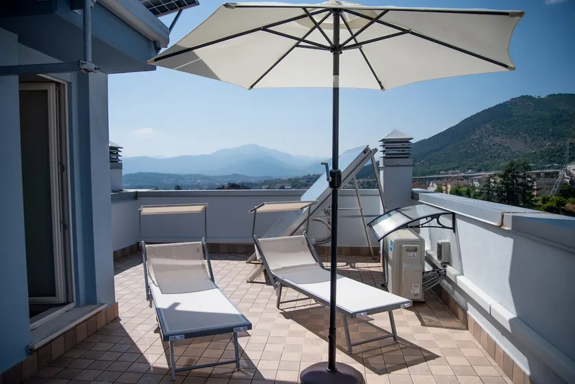 L'Aquila. Climate, Parking and terrace with a view! - Image 1