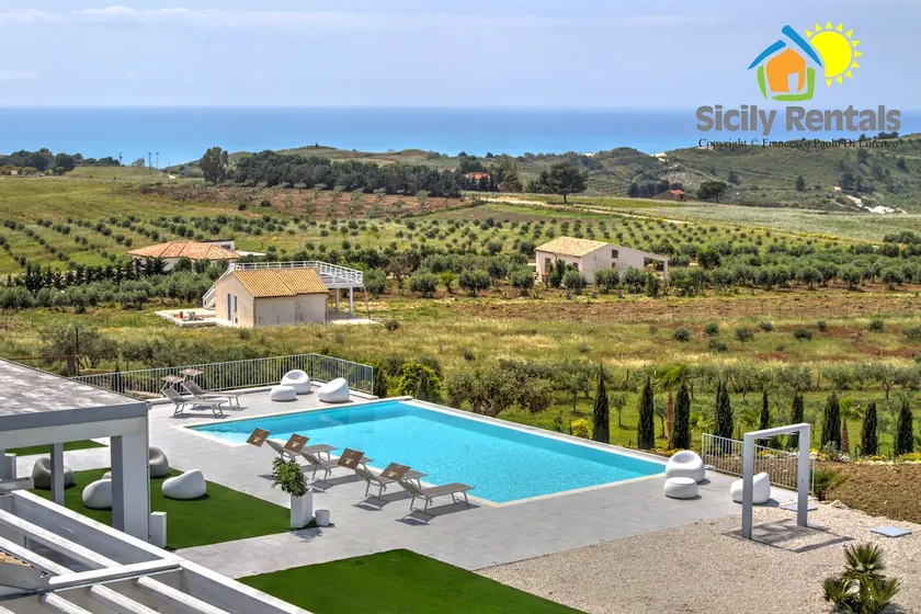 Villa Erakle a Luxury villa with amazing sunset view - Image 1