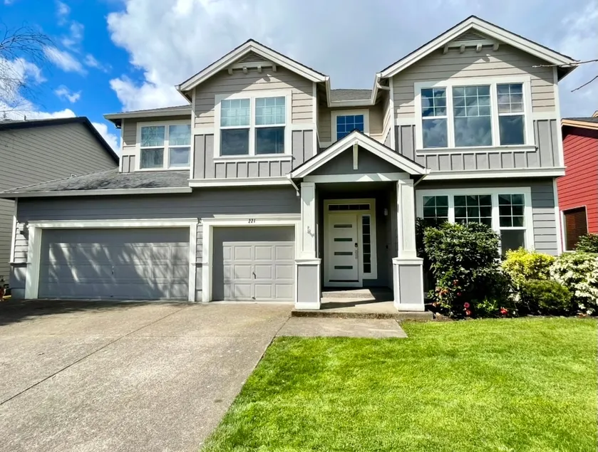 Vineyard Vibes- 5BR Retreat - Image 1