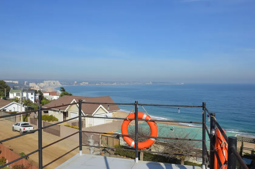 Amazing Rooftop Views And Free Parking In Mirasol - Image 1