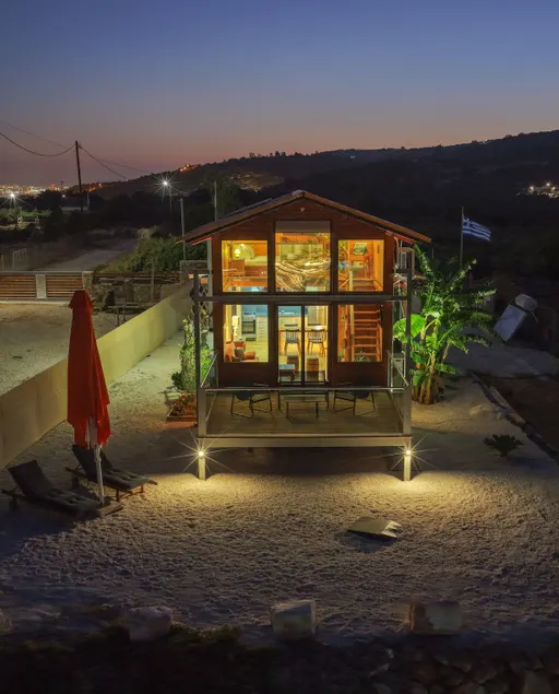 Casa Luma near Loutraki beach - Image 1