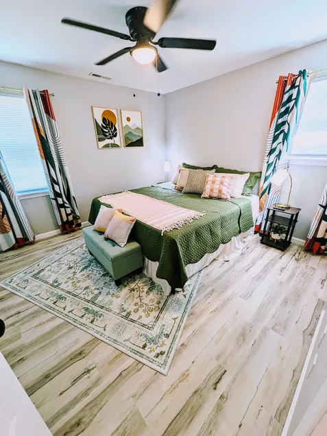 ”Southern Charm” w/ King Beds near Downtown - Image 1