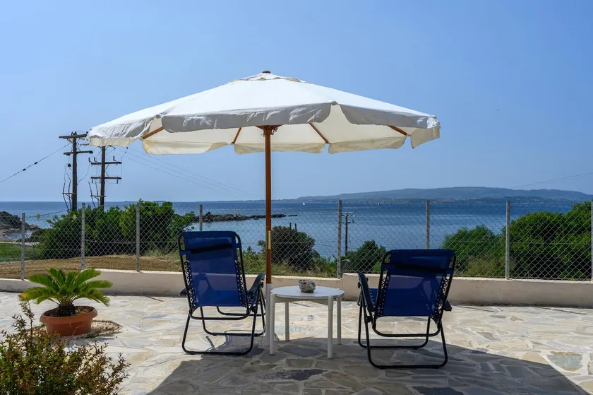 Lilian Home Just Steps from the Beach - Image 1