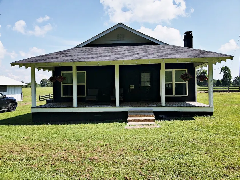 Jones' Acres - Image 1