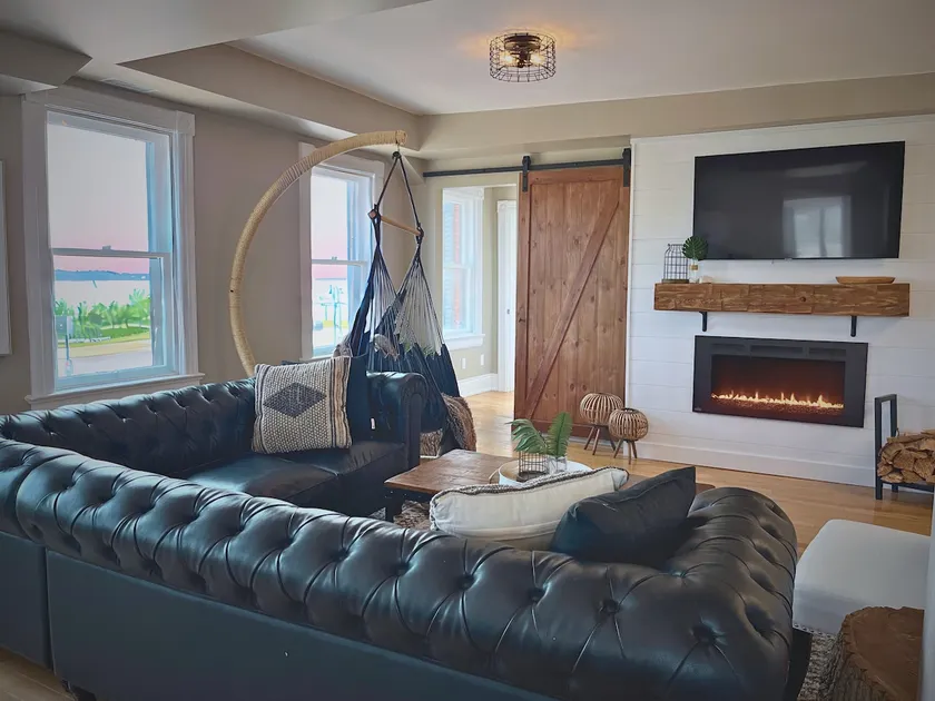 The Penthouse - Image 1