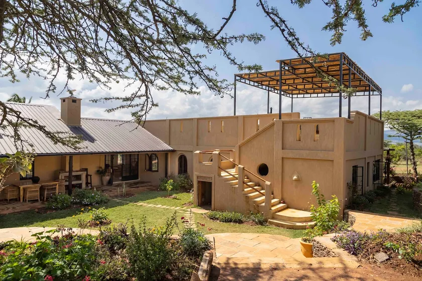 Kivuko. Private Laikipia Home on Wildlife Corridor - Image 1