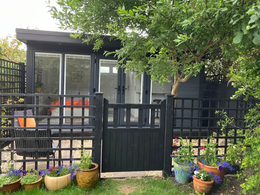 Garden Room - Image 1