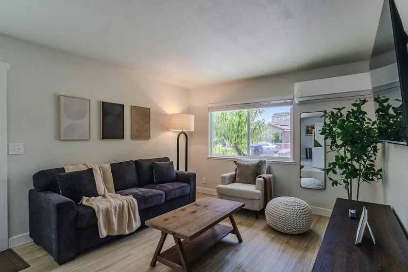 Newly Renovated 2BR/1BA in SJ - Image 1