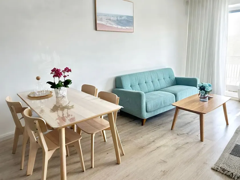 Modern & Quiet 2BR Apartment @Westfield Carousel - Image 1