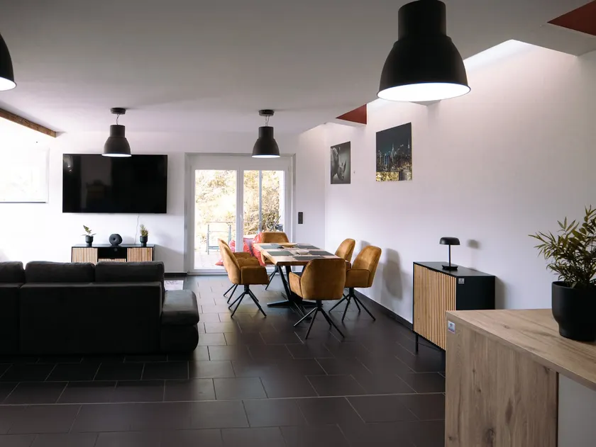 145 sqm loft perfect for design and culture fans - Image 1