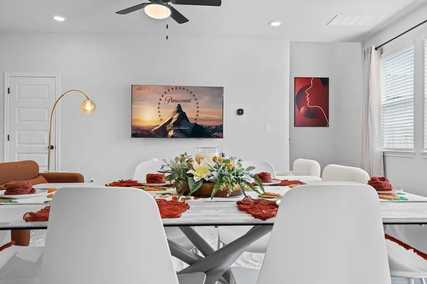 Family Oasis: Pool, 5bd for large group, Kids room - Image 1