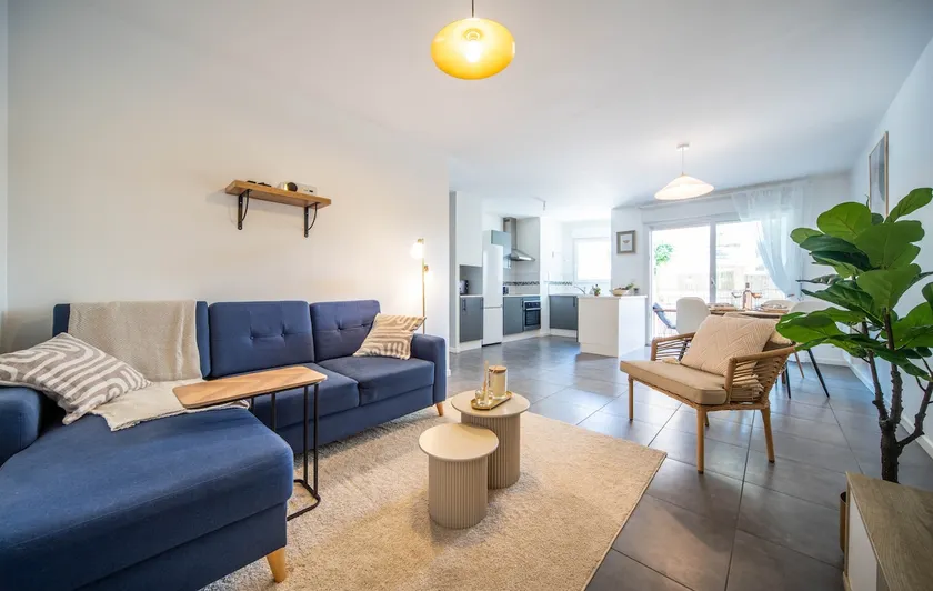 Cozy house for 6 in Flacé • Fast Wi-Fi & comfort - Image 1