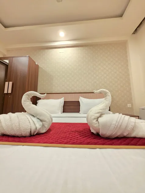 GIH_AC_1BHK_Near_Beach_with_Kitchen_2washroom_6Pax - Image 1