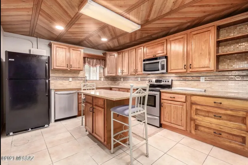 Desert Gem on 1 Acre - Image 1