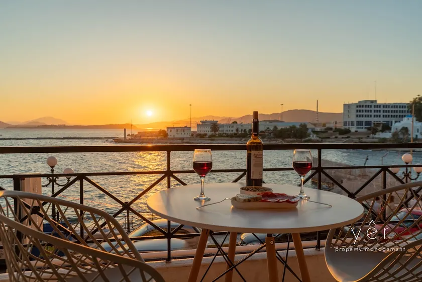 Seaview Stay • 2min Walk to Beach - Image 1