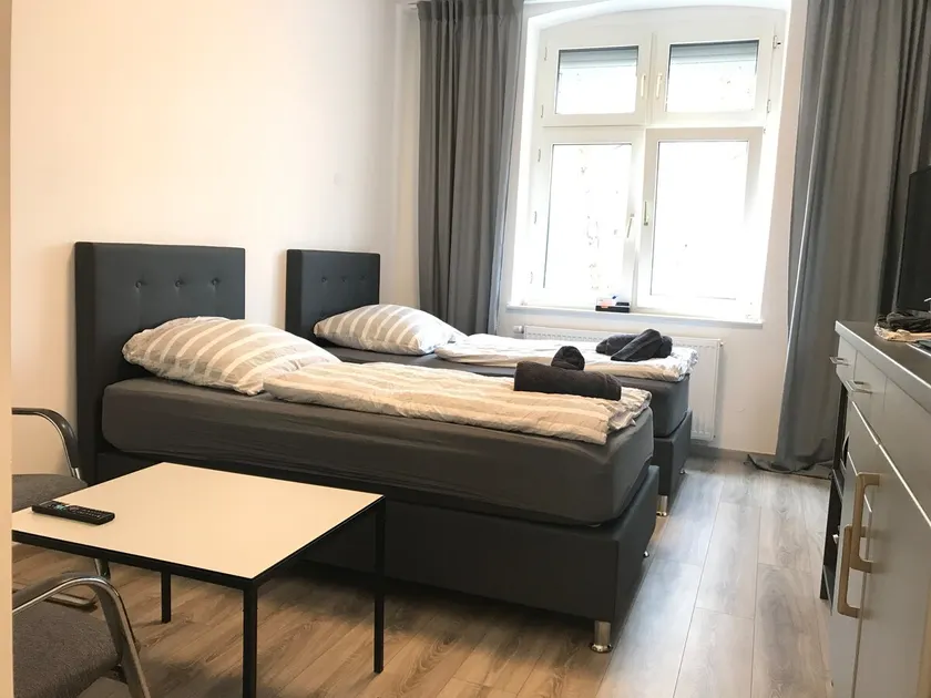 Holiday Apartment - Free Parking - WiFi - Apart 4 - Image 1