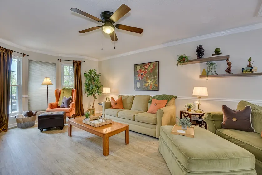 The Retreat at Creekview - Image 1