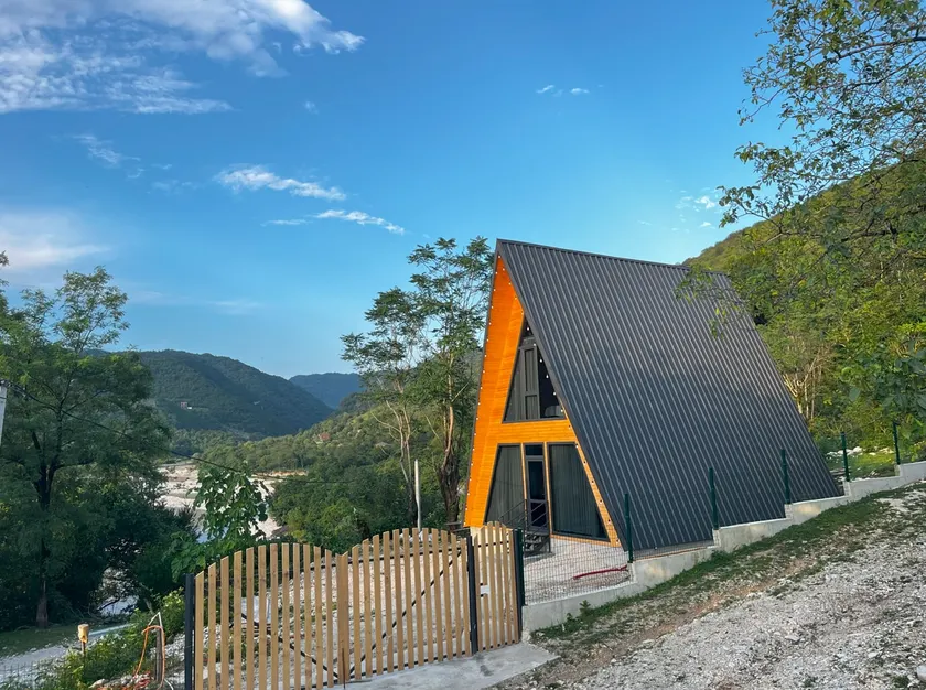 Panorama cottage Martvili - Image 1