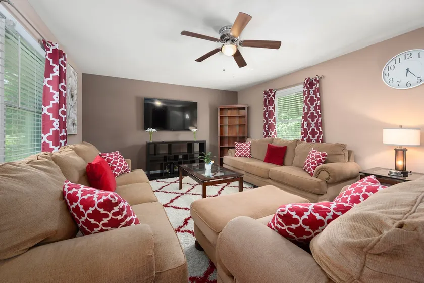 Ruth's Cozy Corners - Image 1