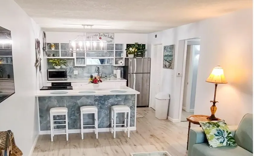 Cozy 1BR Condo - Pool & Wi-Fi - Image 1