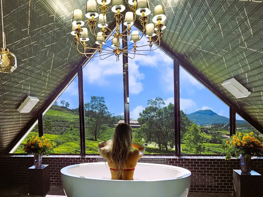 Private Villa by the Tea Estate - Image 1