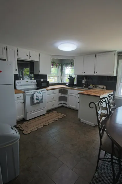 Come enjoy Lilly's Cottage at the Lake - Image 1